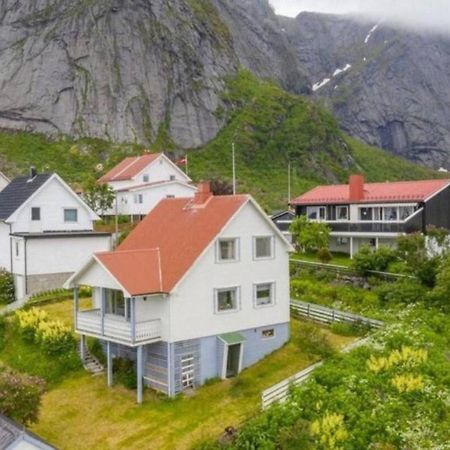 House By The Sea Reine, Lofoten Екстер'єр фото